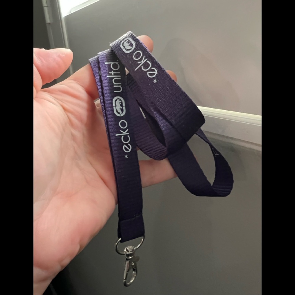 Ecko Unltd Key Chain - Picture 2 of 2